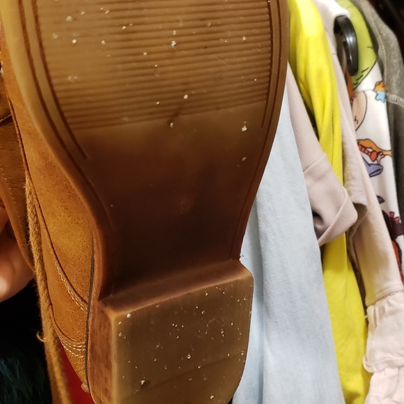 Boot - Picture 3 of 3